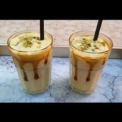 عصير الأفوكادو مع الموز والحليب😍🥑🍌🥛🍹-レシピのメイン写真