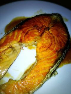 Una foto de Salmon con limon y soja