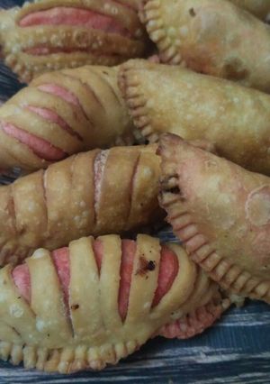 A picture of Petha coconut gujia.
