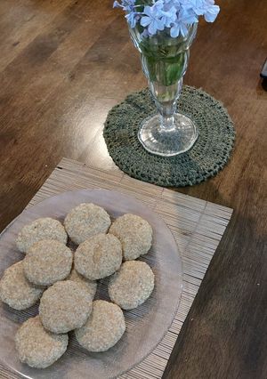 Una foto de Galletitas dulces de coco, limón y miel