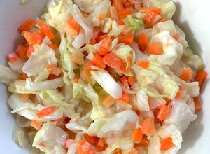 Hình của món Salad bắp cải trộn.