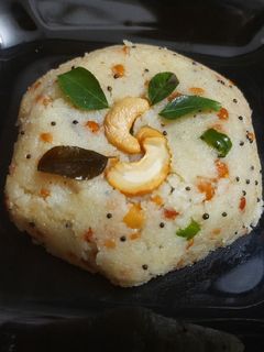 रवा उपमा (Rava Upma recipe in Hindi) रेसिपी मुख्य फोटो