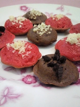 Langkah Mudah untuk Membuat Resep  Kue Cubit red velvet + Choco yang Bikin Ngiler, Menggugah Selera