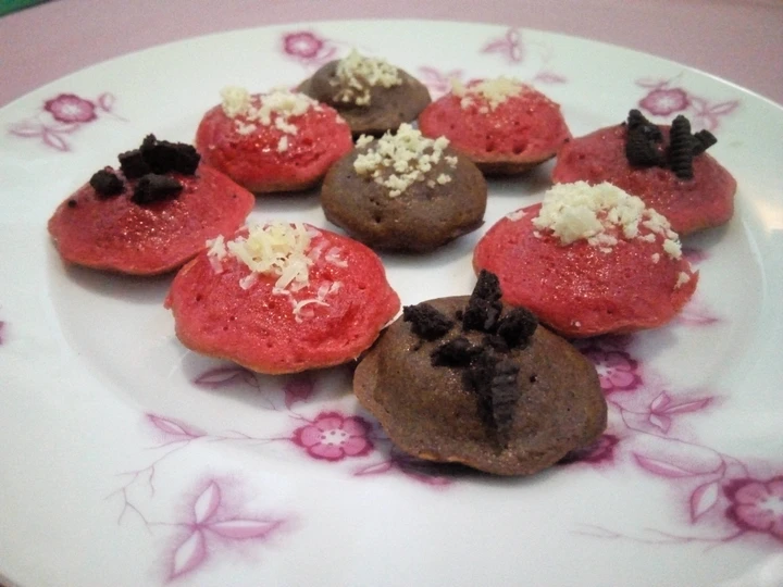 Langkah Mudah untuk Membuat Resep  Kue Cubit red velvet + Choco yang Bikin Ngiler, Menggugah Selera