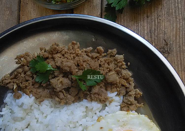 Resep Beef with Basil / neua pat bai grapao (Thailand) Anti Gagal