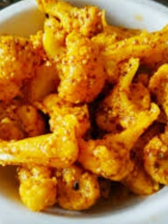 गोभी का अचार (gobhi ka achar recipe in Hindi) रेसिपी मुख्य फोटो