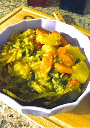 Una foto de ARROZ CON VERDURAS AL🍲WOK