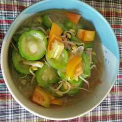 A picture of Tumis oyong toge.