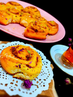 عکسی از دستور شیرینی رول دارچینی با روشی سریع و راحت Cinnamon Roll (بدون فر)
