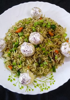 A picture of Vegetable Sparkling Pulao.