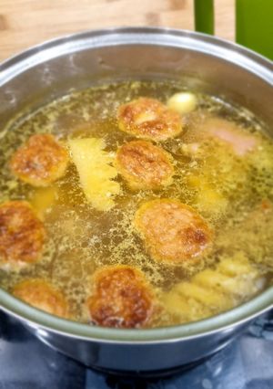 Hình của món Mì Quảng Nha Trang.