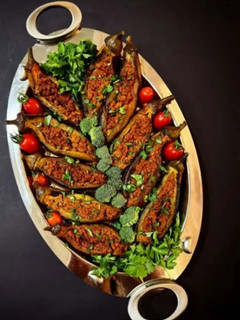 عکسی از دستور بادمجان شکم پر