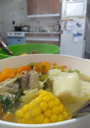 Una foto de Sopa de Costilla (tira de asado)