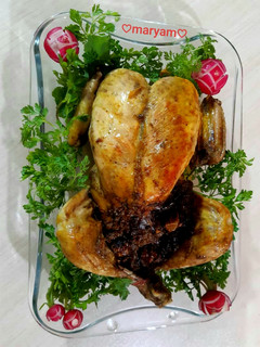 عکسی از دستور مرغ شکم پر