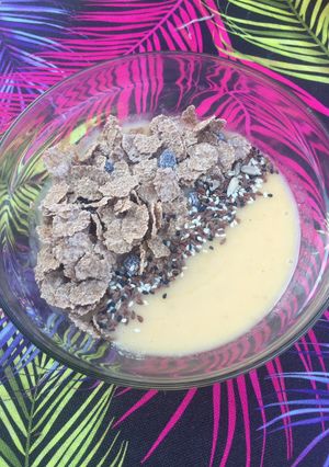 Una foto de Simil yogurt natural de frutas ❤️