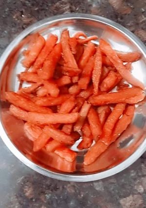 फ्रेंच फ्राइज़ (French Fries recipe in hindi) रेसिपी मुख्य फोटो