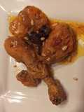 Muslos de pollo a la cazuela con ciruelas, orejones y piñones 🍗