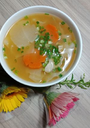 Hình của món Canh Miso thịt heo.