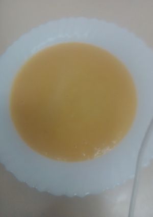 Una foto de Puré de calabacín y ajo puerro