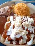 Enchiladas de mole. ॐ