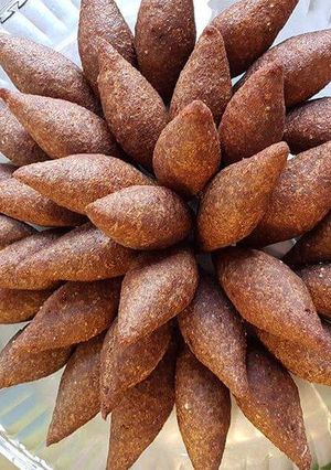 A picture of Fried Kibbeh.