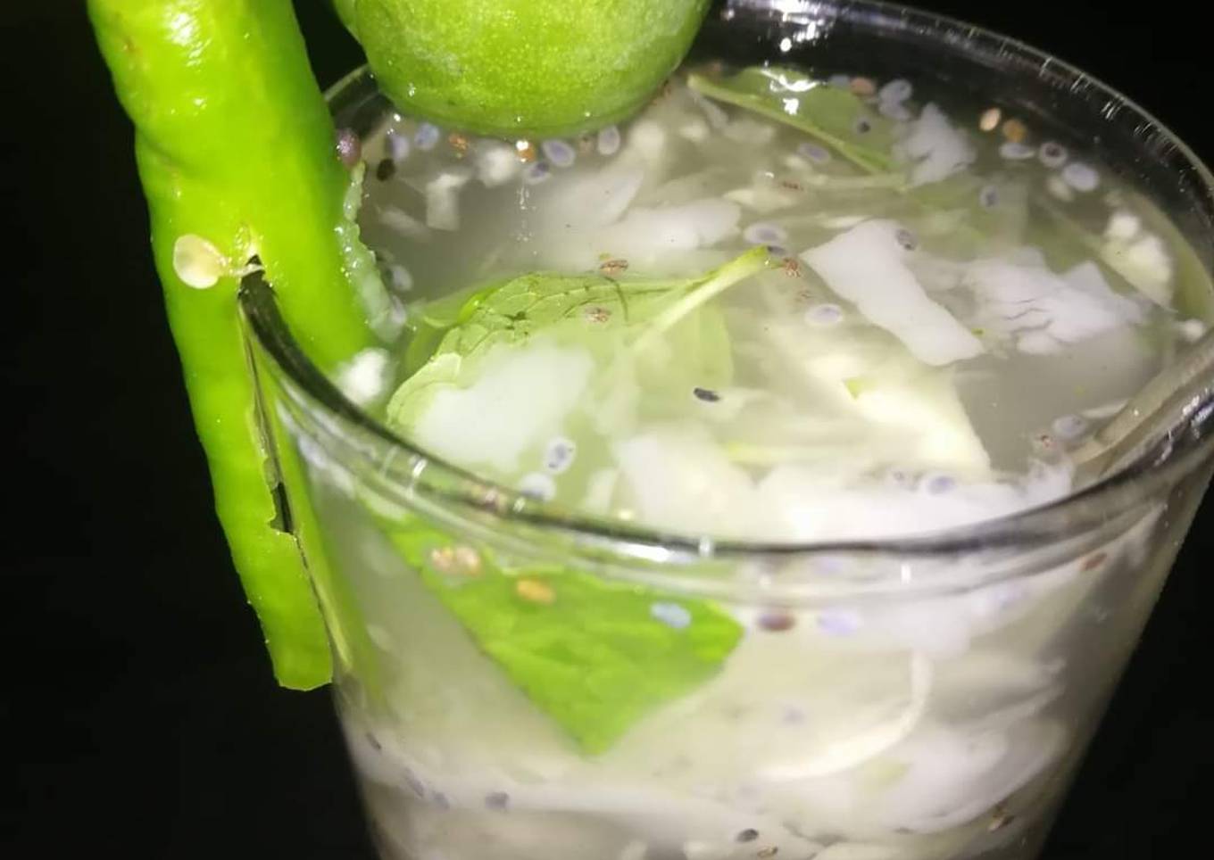 Tender coconut with mango punch