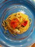 Gamberetti e spaghetti con pomodorino tipo confit