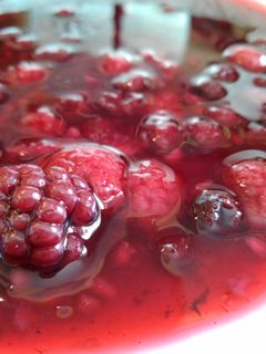 Erdei bogyós leves recept fotója