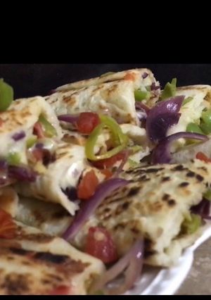 A picture of Chicken Tikka Pizza Rolls.