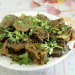 A picture of Gujarati famous Farsan Patra.