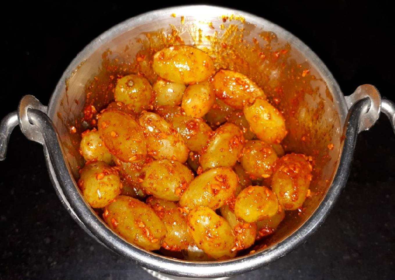 Angoori Achar
