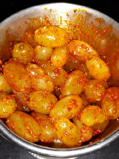 A picture of Angoori Achar.