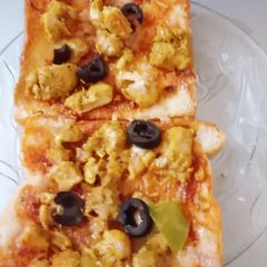 A picture of Bread pizza.