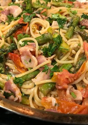 A picture of Easy Creamy Bacon, Asparagus, Tomato Pasta with Boursin (or Cream Cheese).