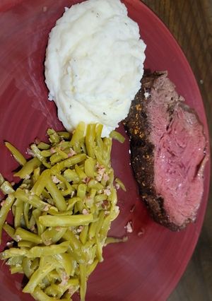 A picture of Beef tenderloin.