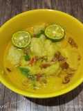 Celimpungan (Pempek) Kuah Santan Gurih