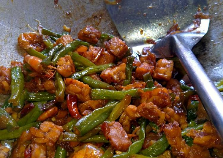 Tumis tempe udang kacang panjang