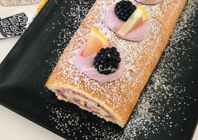 Blackberry Lemon Roll Cake