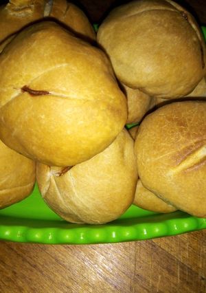 Una foto de Pan casero relleno de Jamón y queso