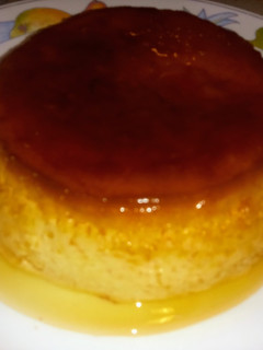 Una foto de Flan de huevo estilo mamá