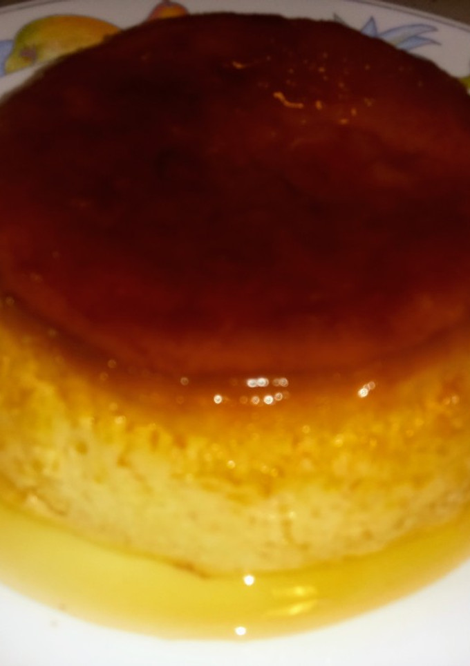 Una foto de Flan de huevo estilo mamá