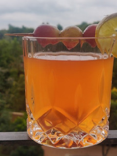 A picture of Mixed fruit juice.