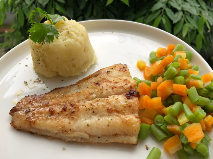 Cara Gampang Membuat Ikan dori fillet grill+mashed potato Anti Gagal
