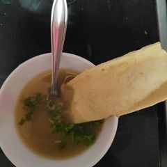 A picture of Drumstick soup.