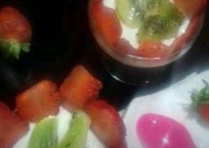 Recipe of Favorite Strawberry and kiwi panna cotta for Vegetarian Recipe