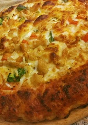 A picture of Deep Dish Mexican Pizza.