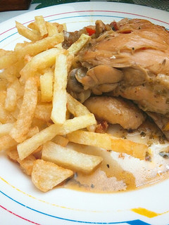 Una foto de Pollo al disco "A la cerveza negra"