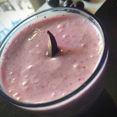 A picture of Jamun Lassi.