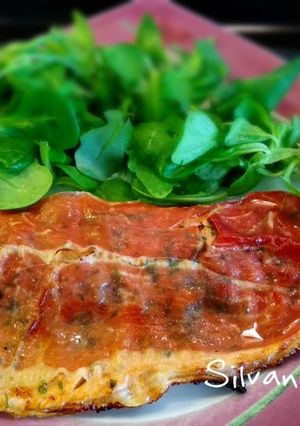 Una foto de 153.🐟Trucha asalmonada al horno con mostaza y jamón🥓