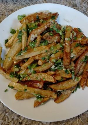 A picture of Garlic Chips.